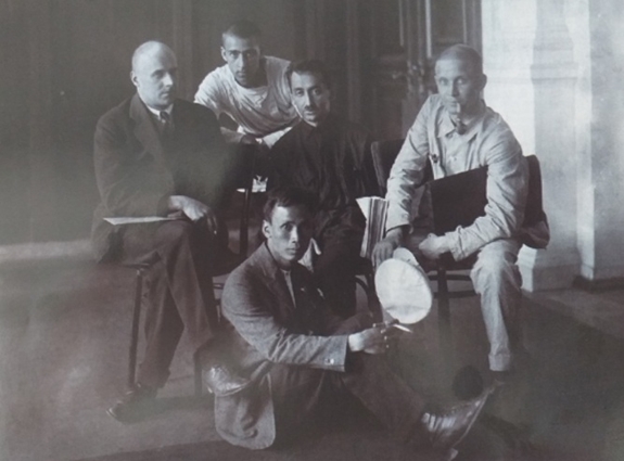 Moskva - Trường Đại Học Cách Mạng